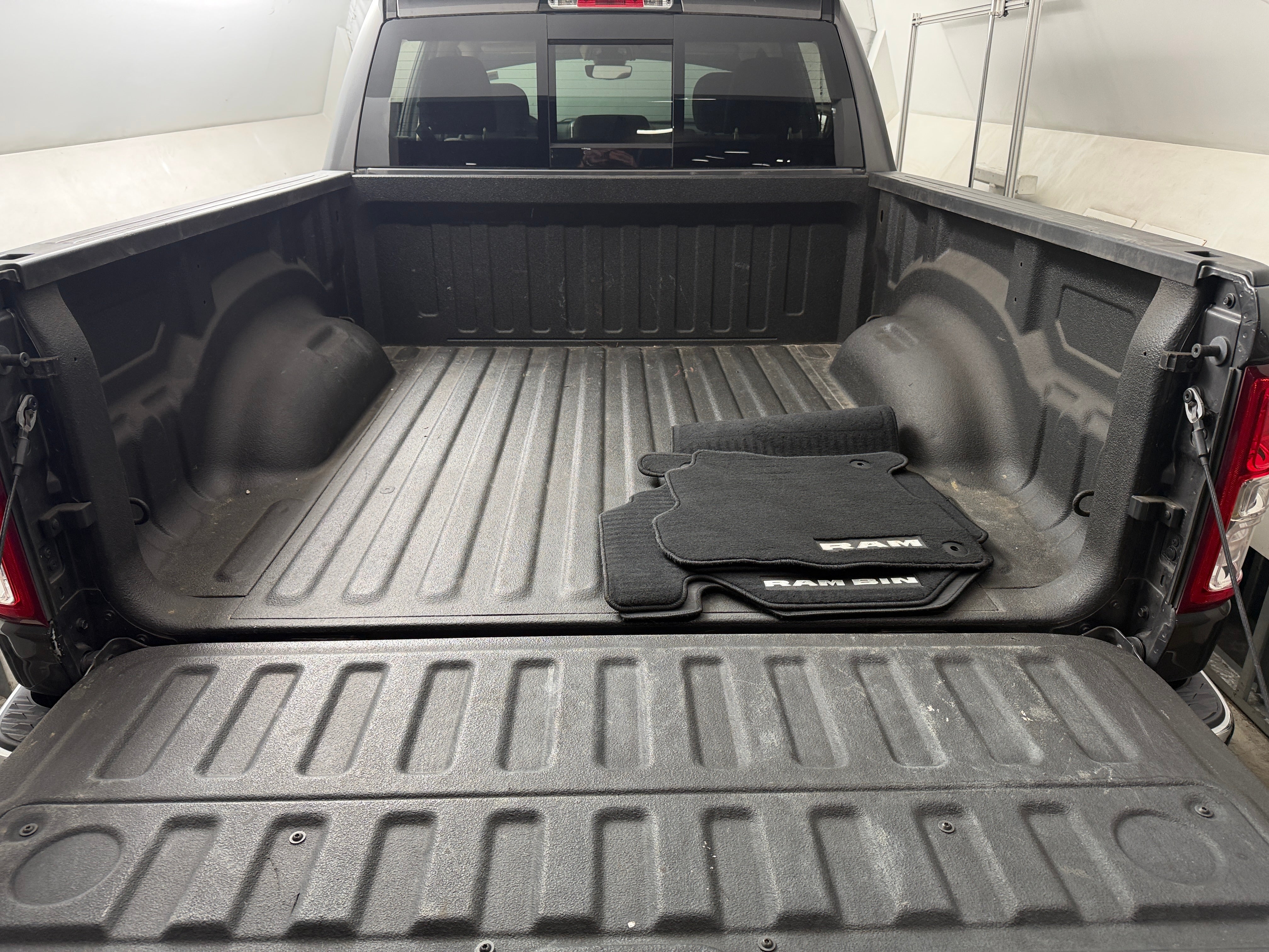 ram ram 1500 pickup 2020 1C6SRFFT2LN314802 image ram ram 1500 pickup 2020 1C6SRFFT2LN314802 image